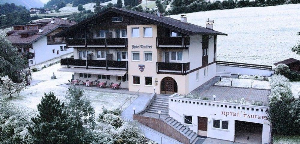 Hotel Taufers Моліні-ді-Турес Екстер'єр фото